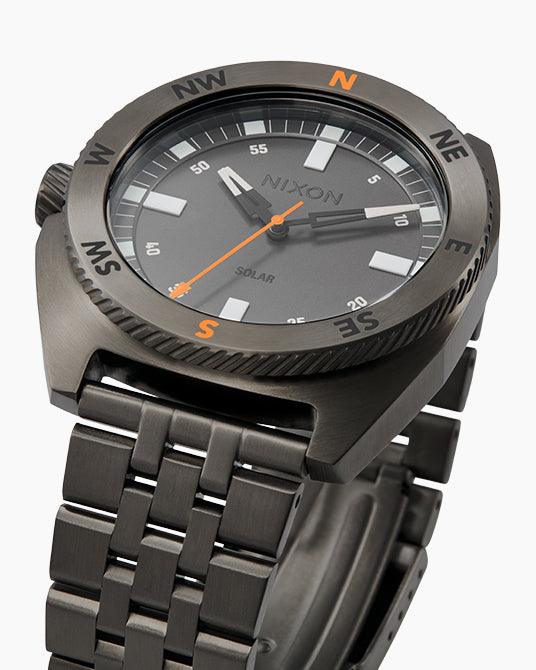 Nixon Oco 44 analog compass watch